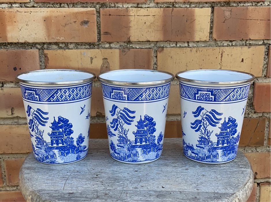 SET OF 3 BLUE WILLOW VASES
