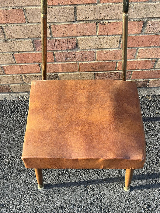 VINTAGE BUTLER’S VALET CHAIR WITH VINYL SEAT