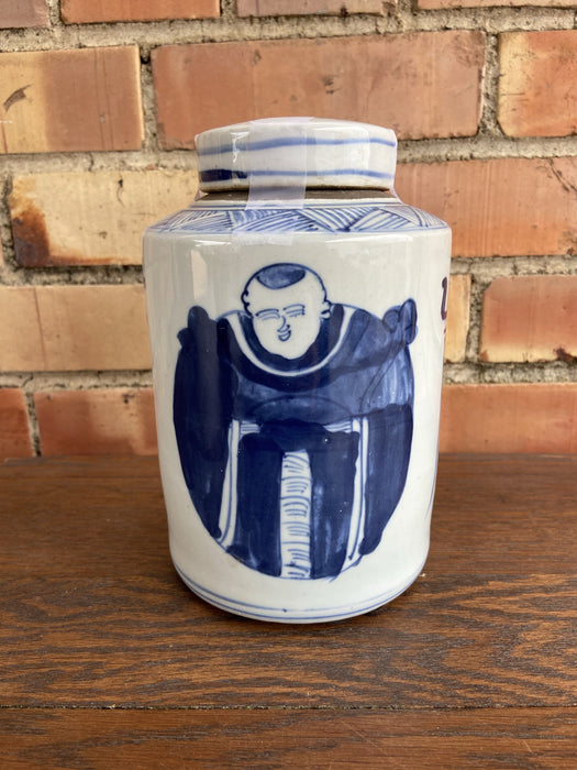 CHINESE BLUE AND WHITE GINGER JAR