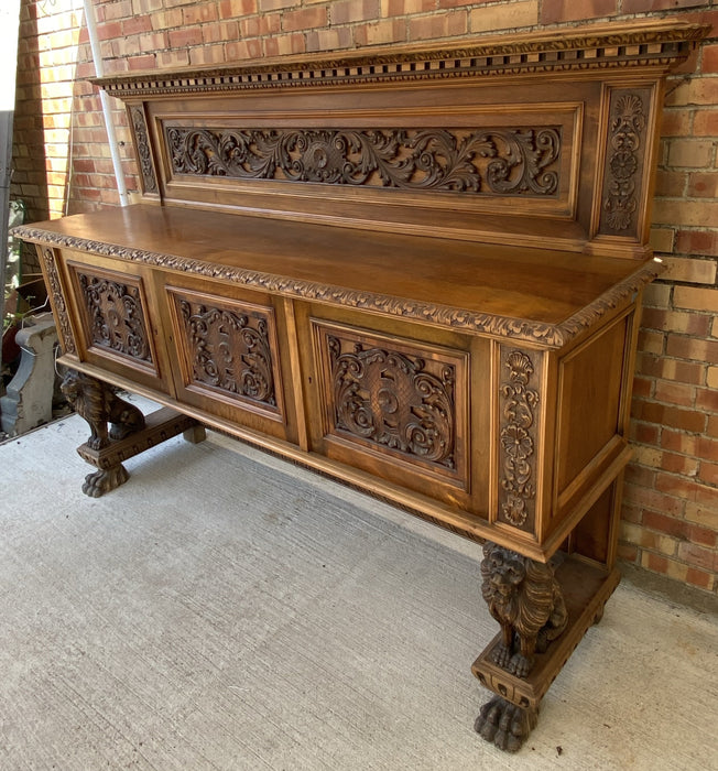 CARVED WALNUT ITALIAN SERVER WITH LIONS
