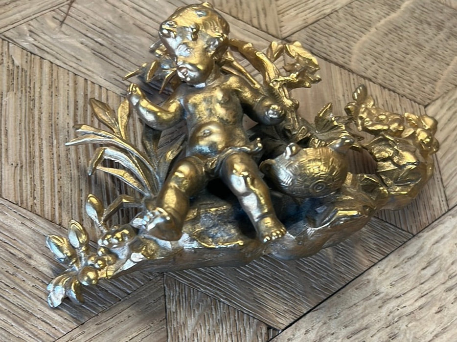 19TH CENTURY SMALL GILT ORMULU  PUTTI WITH NATURE MOTIFS