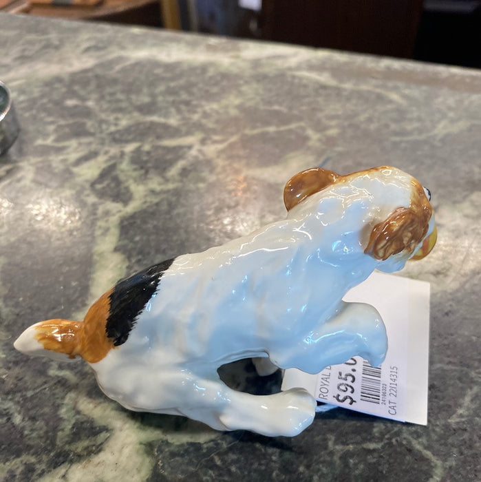 ROYAL DOULTON TERRIER WITH BALL