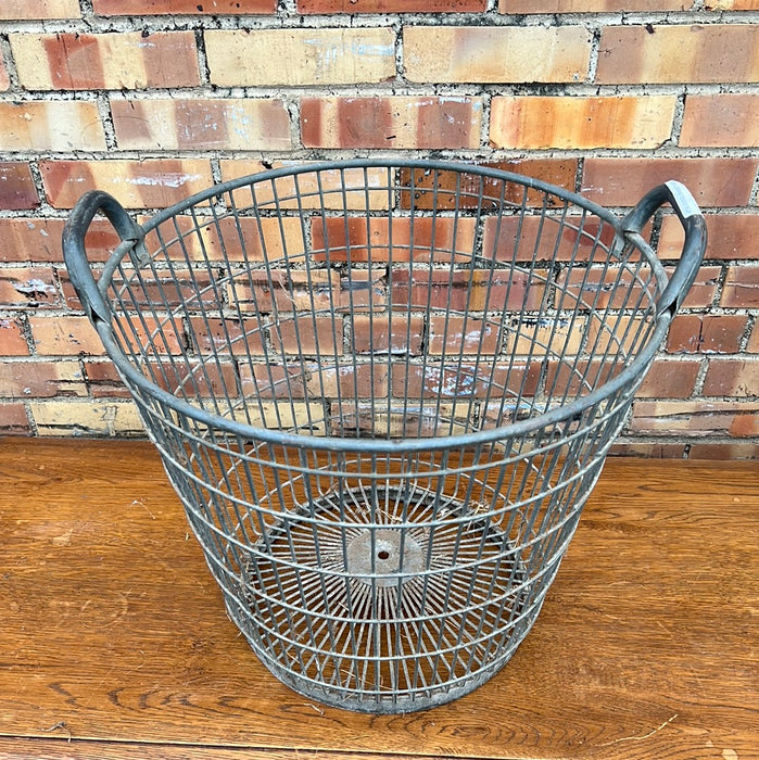 METAL MUSSEL BASKET