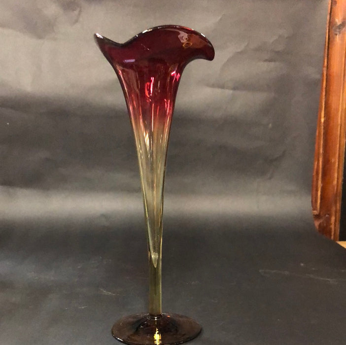 LARGE AMBERINA BUD VASE