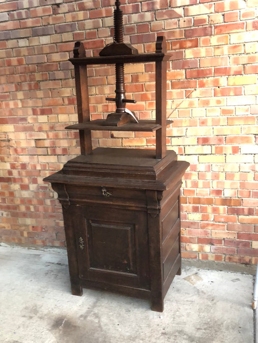 OAK BOOK PRESS