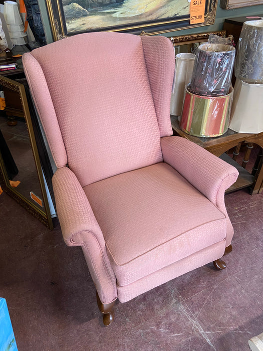 PINK UPHOLSTERED QUEEN ANNE STYLE RECLINER