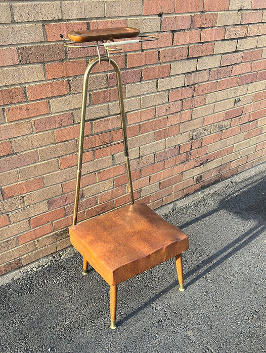 VINTAGE BUTLER’S VALET CHAIR WITH VINYL SEAT