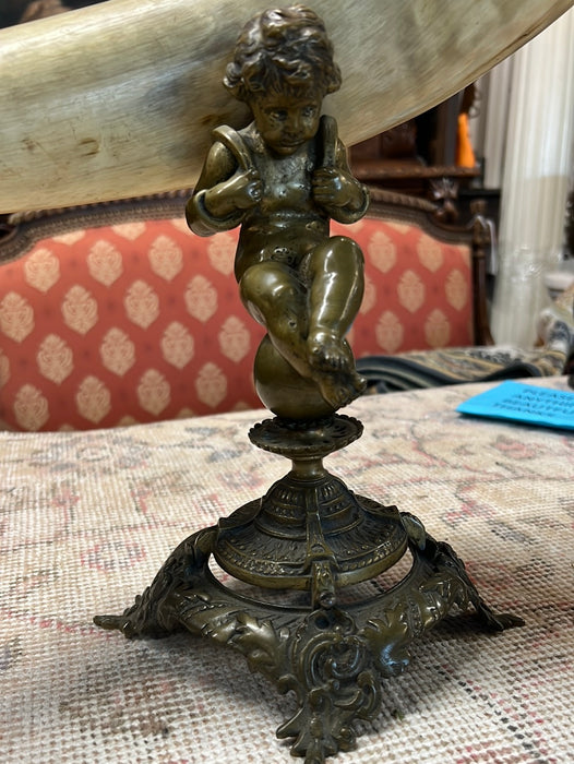 BRONZE FIGURAL PUTTI EPERGNE WITH HORN