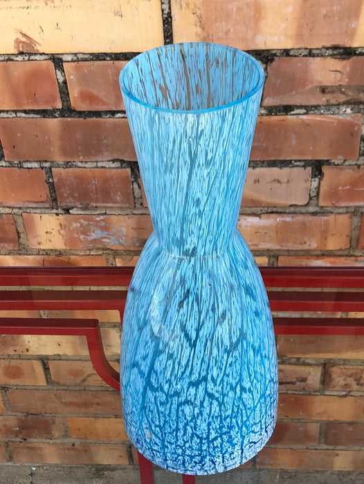 BLUE SWIRL ART GLASS VASE