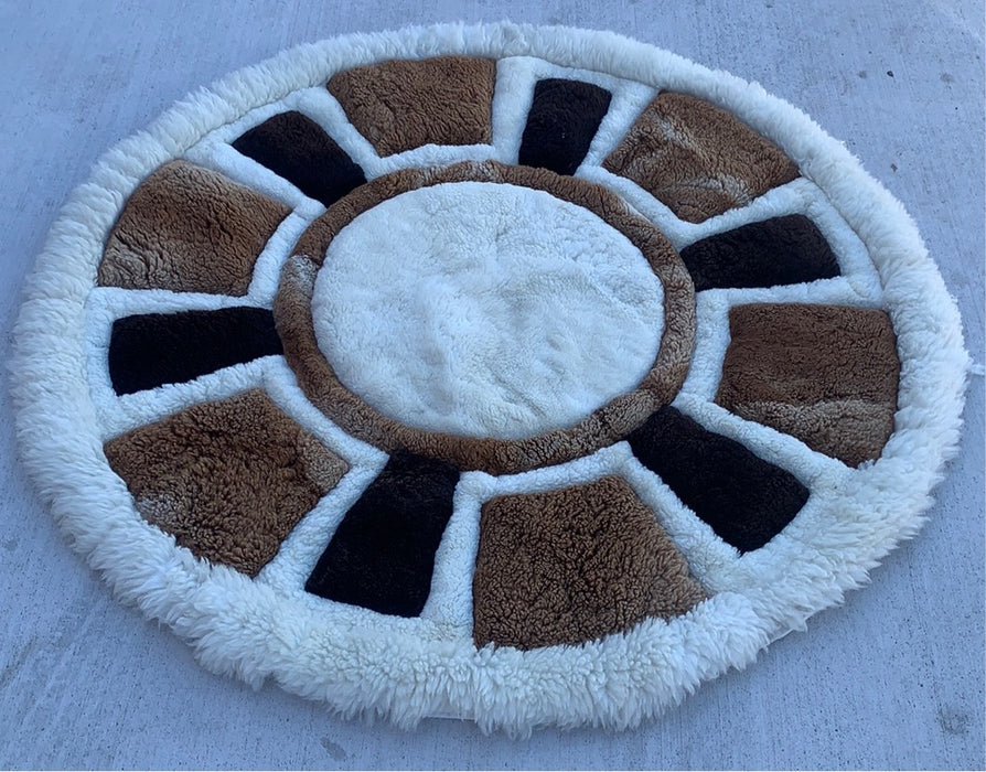 ROUND MID CENTURY MODERN RUG