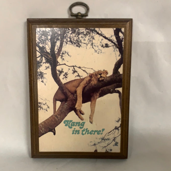 VINTAGE WOOD "HANG IN THERE" PLAQUE WITH LION