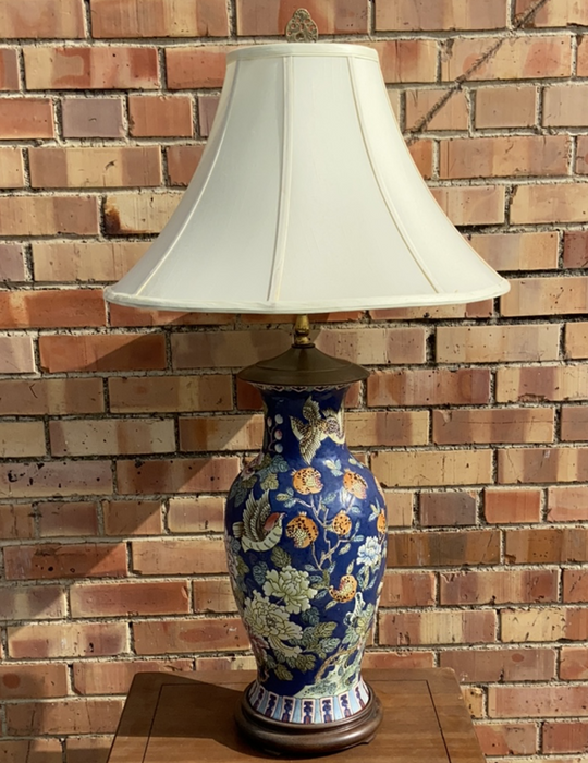 LARGE ASIAN BLUE POTTERY LAMP