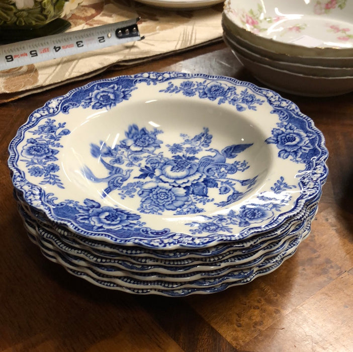 SET OF 7 BLUE AND WHITE BRISTOL CROWN DUCAL BOWLS