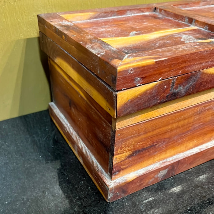 LARGE CEDAR BOX