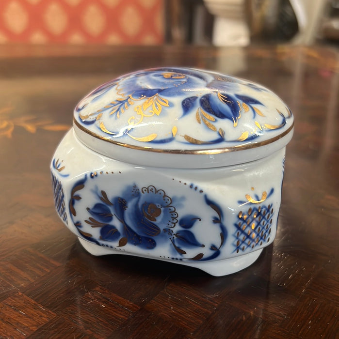 BLUE AND WHITE WITH GOLD PORCELAIN BOX