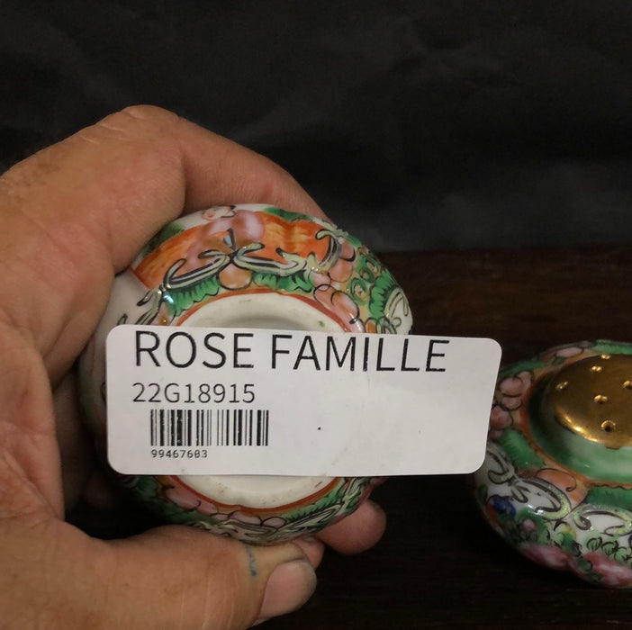 * PAIR OF ROSE FAMILLE SALT AND PEPPER SHAKERS ADDED TO SOLD LOT