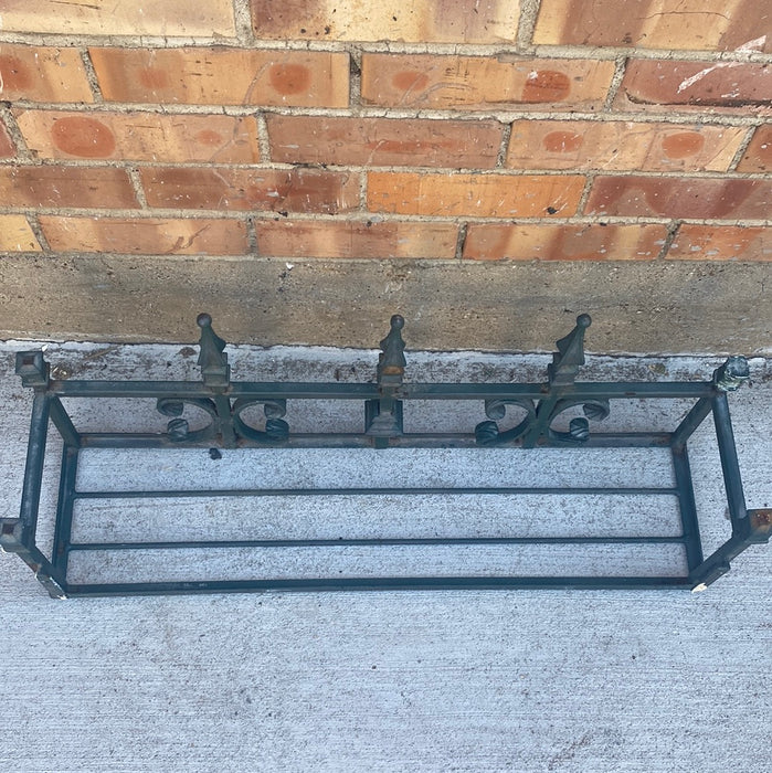 GREEN IRON WALL PLANTER