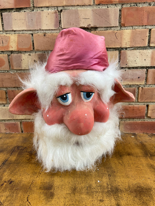 SANTAS HEAD COMPOSITION