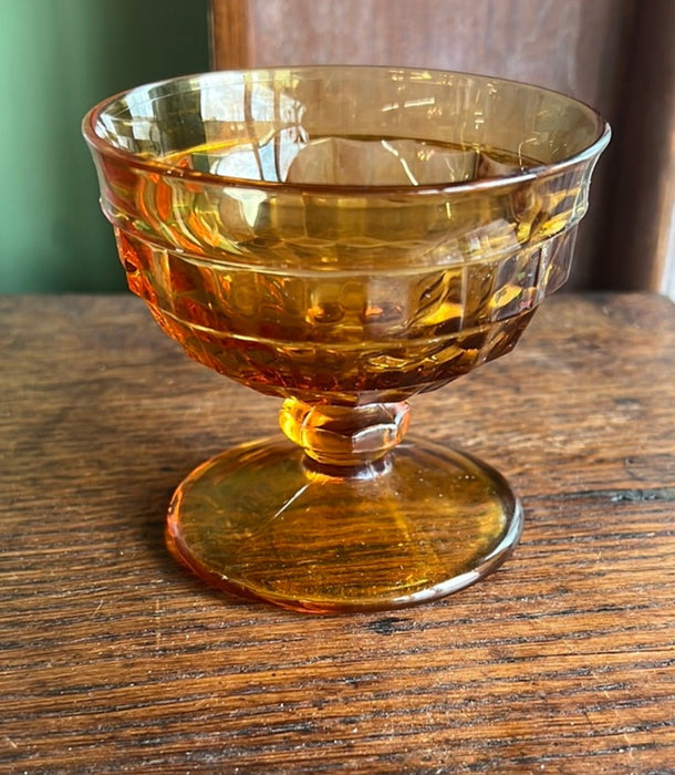 SMALL AMBER GLASS FOOTED BOWL