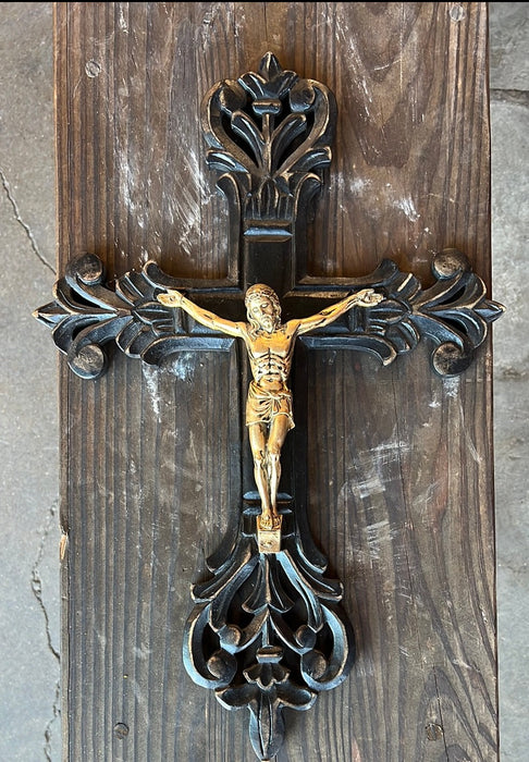 WOOD AND BRASS 17.5" WALL HANGING CRUCIFIX