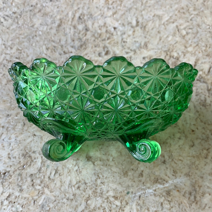 GREEN TIARA GLASS FOOTED DISH