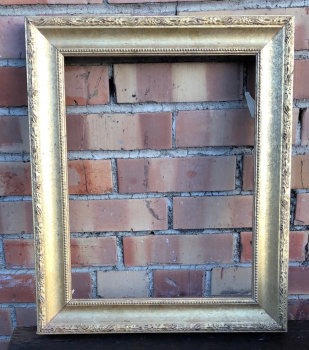 SMALL GOLD FRAME