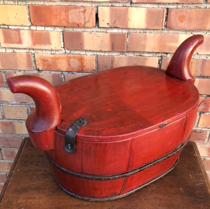 CHINESE OVAL RED WOOD BOX WITH HANDLES