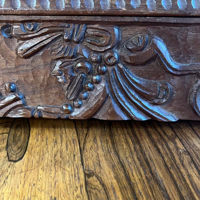 CARVED MAHOGANY BOX WITH INDIGINOUS PEOPLES