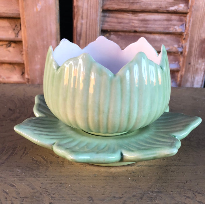 CERAMIC LEAF DISH AS FOUND