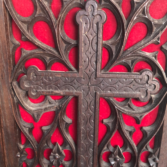PIERCE CARVED OAK CROSS PANEL WITH RED VELVET