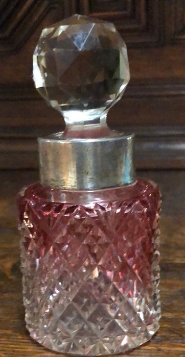 PINK AND CLEAR UNSIGNED BACCARAT CRYSTAL PERFUME BOTTLE