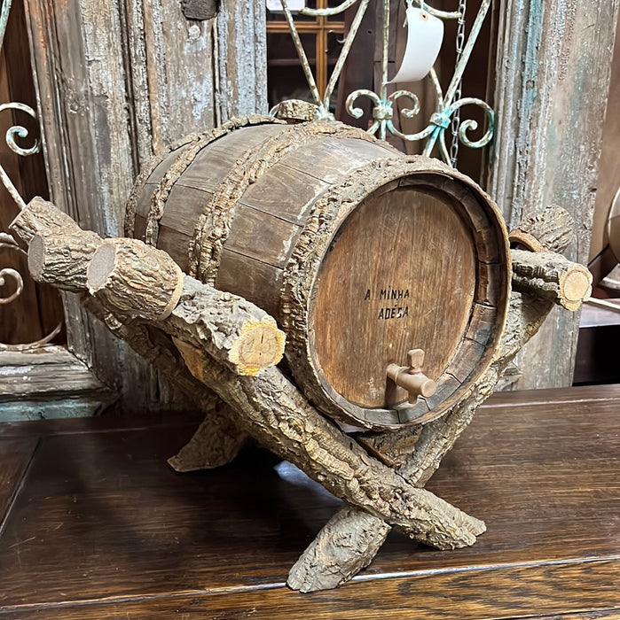 BARREL DECANTER SET WITH BARK
