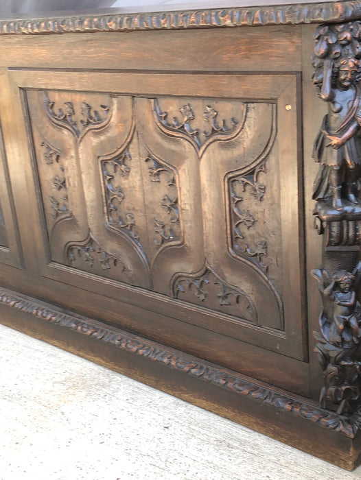 LARGE DARK OAK GOTHIC COFFER