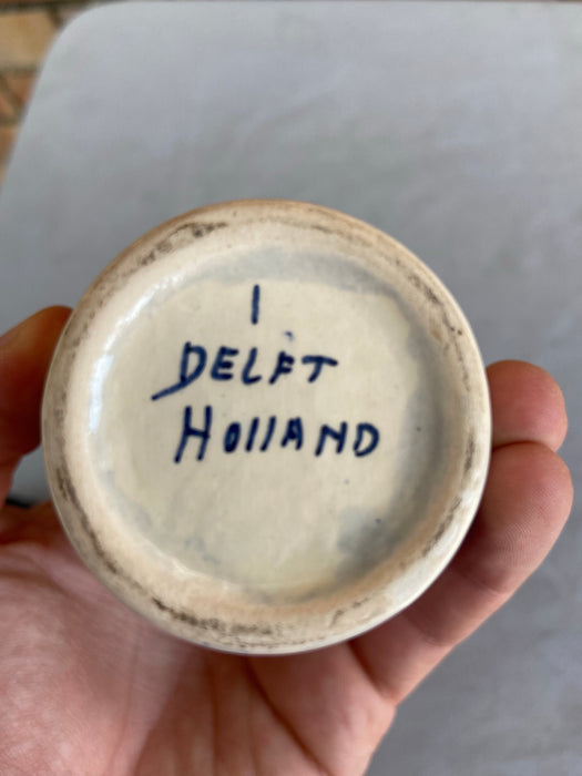 HEYST-OP-DERS-BERG SMALL DELFT WIDE MOUTH CONTAINER