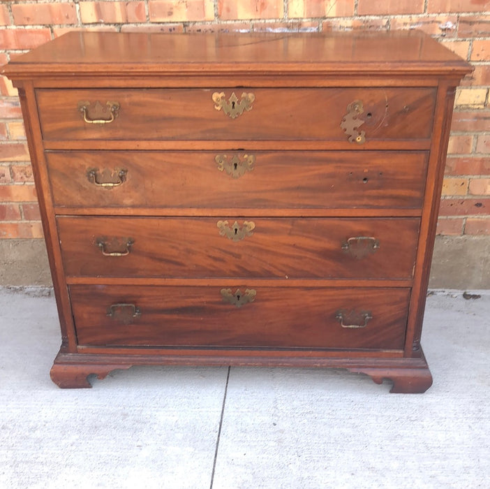 MAHOGANY GEORGIAN CHEST