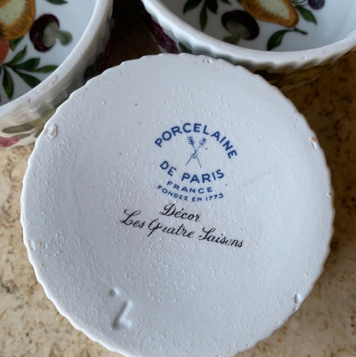 SET OF 6 PORCELAINE DE PARIS RAMEKINS