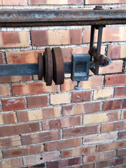 LARGE IRON PLATFORM SCALE