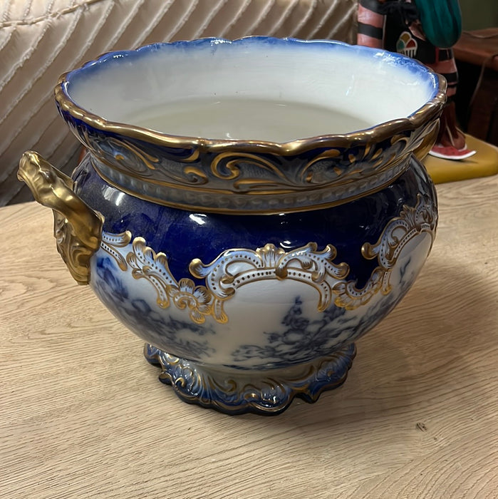 BLUE AND WHITE PORCELAIN LOW JARDINIERE