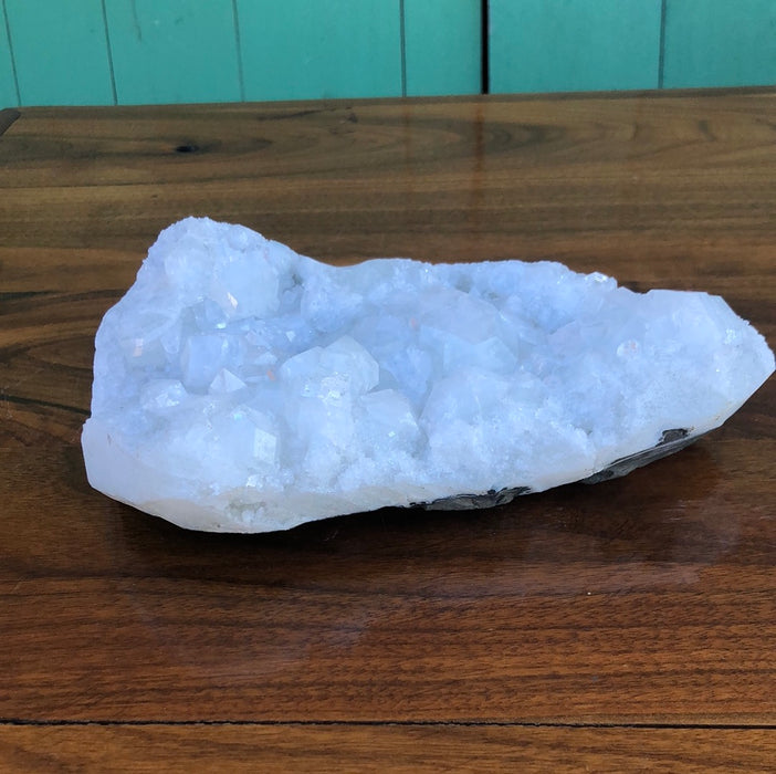 LARGE QUARTZ GEODE