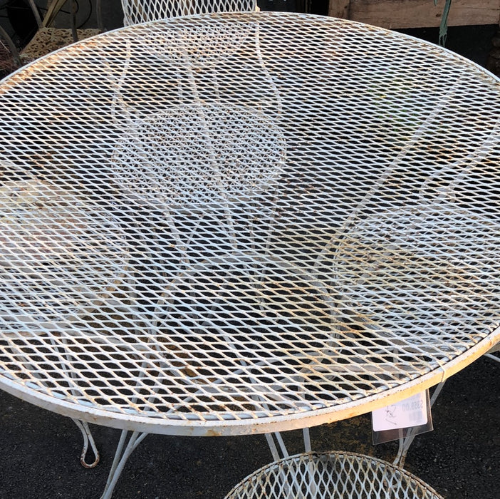IRON MESH TOP TABLE WITH FOUR CHAIRS