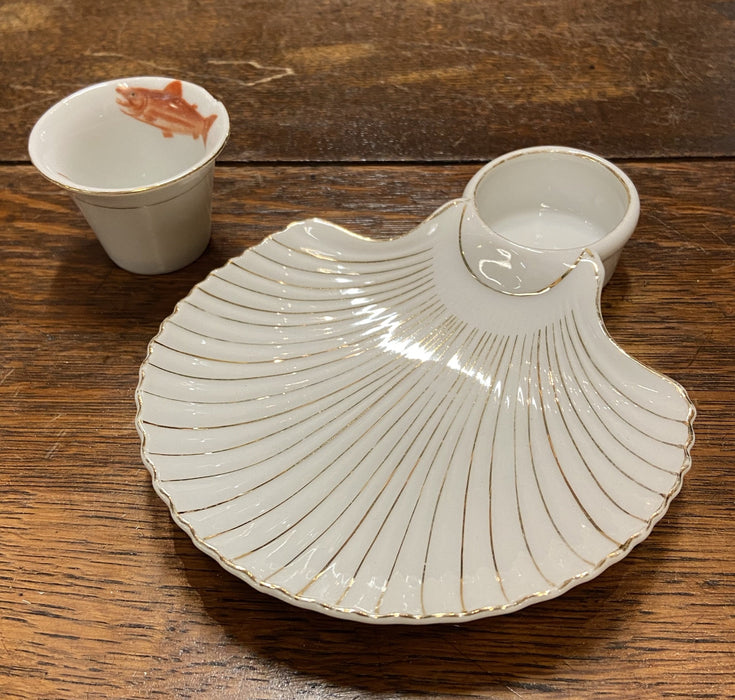 SET OF 12 SHELL DISHES AND DIPPING CUPS FOR SEAFOOD