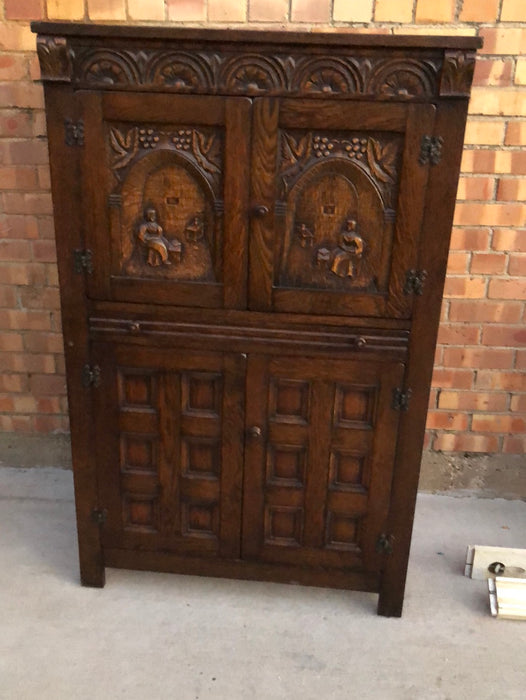 SPANISH BAROUE OAK BAR CABINET