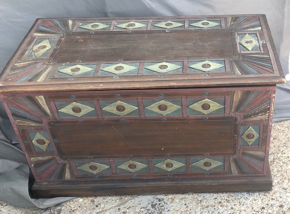 GEOMETRIC CARVED RECTANGULAR WOOD TRUNK