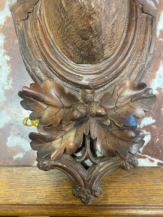 LARGE CARVED ROEBUCK SHELF WITH GLASS EYES