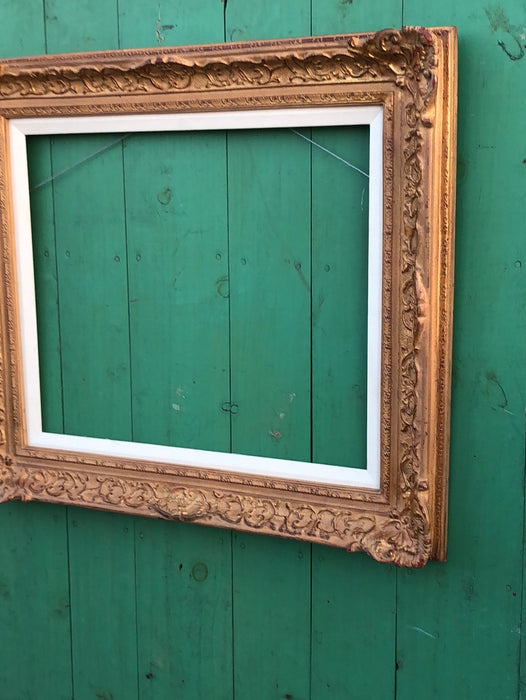 ORNATE ROSE GOLD FRAME WITH FILET