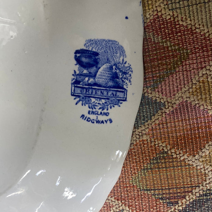 SMALL RIDGEWAYS ORIENTAL MOTIF OVAL PLATTER