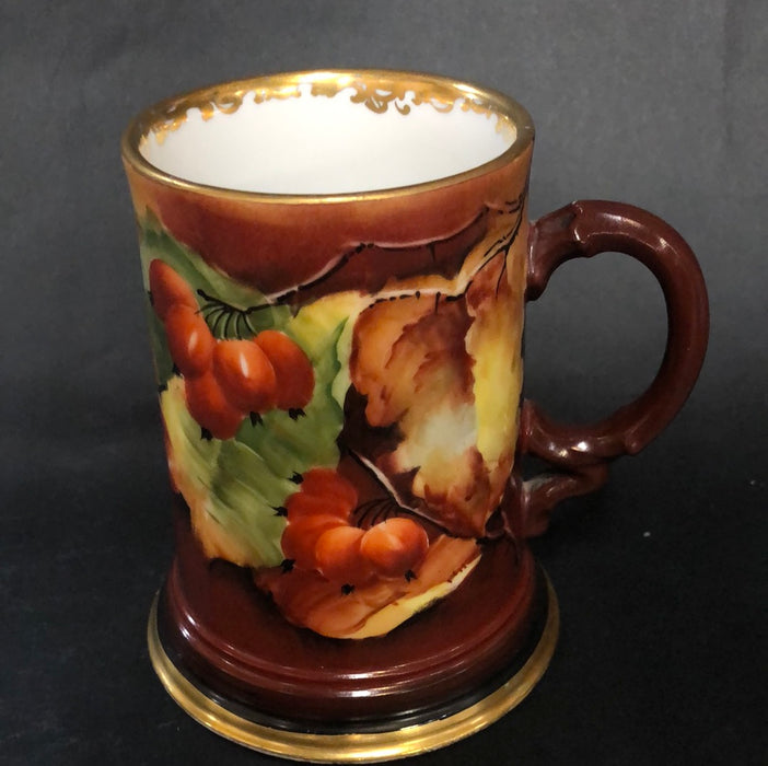 FRANCE REAN MUG WITH PAINTED BERRIES