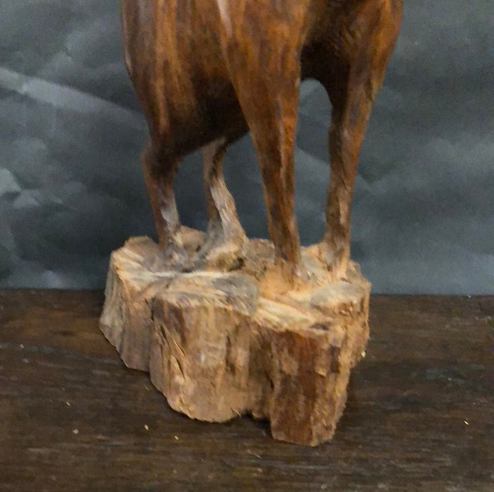 CARVED MOUNTAIN GOAT