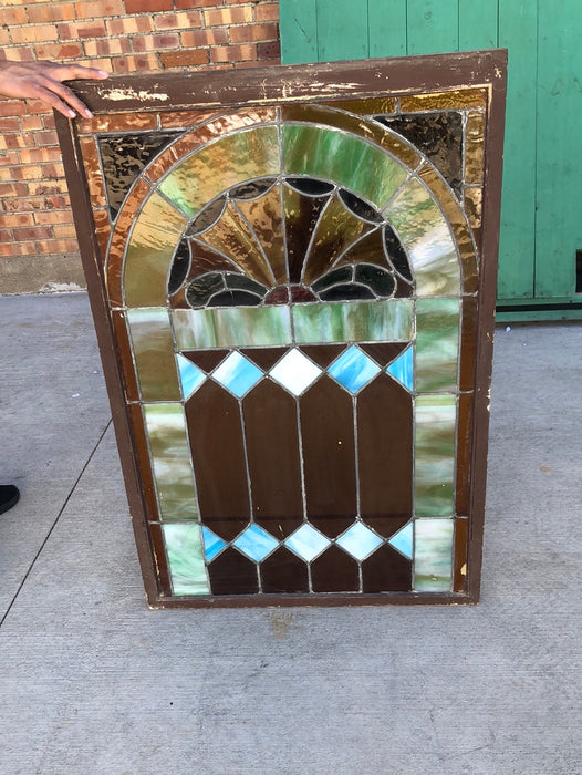 ENGLISH STAINED GLASS WINDOW WITH FAN DESIGN