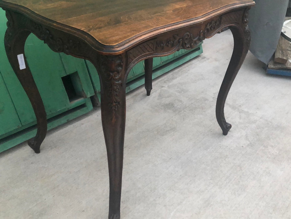 CARVED OAK LOUIS XV LARGE CENTER TABLE